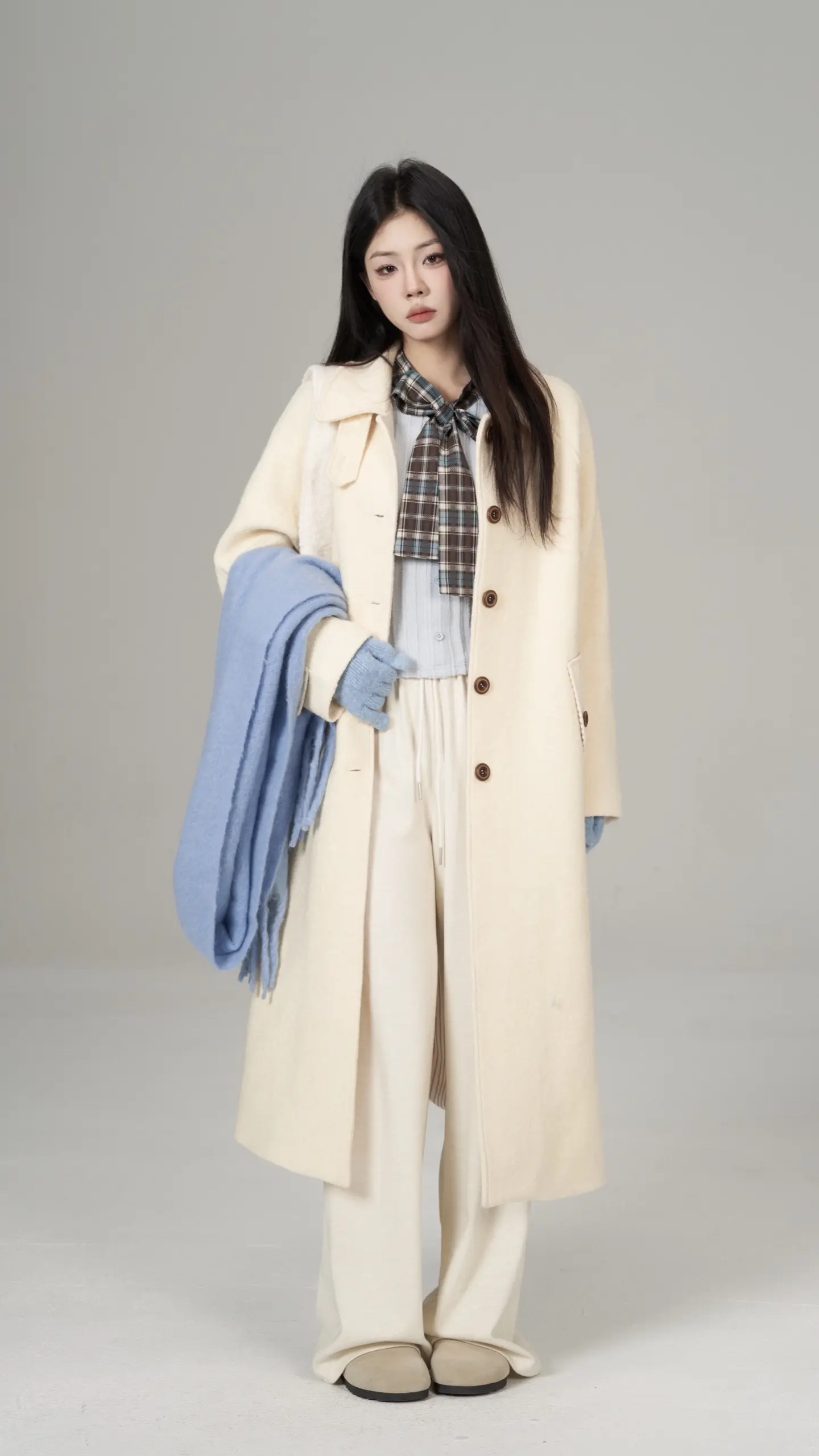 天冷了终于能穿喜欢的衣服。