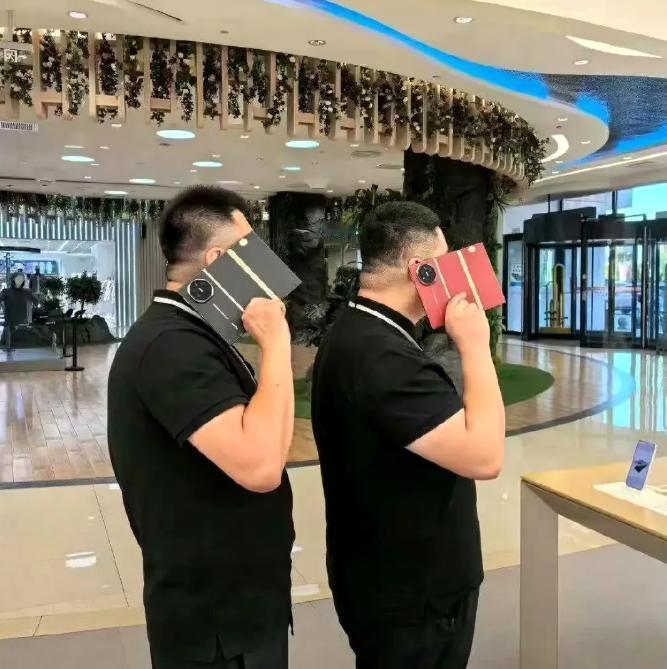 历史总是有着惊人的相似，几十年过去了，貌似又回到了原点。