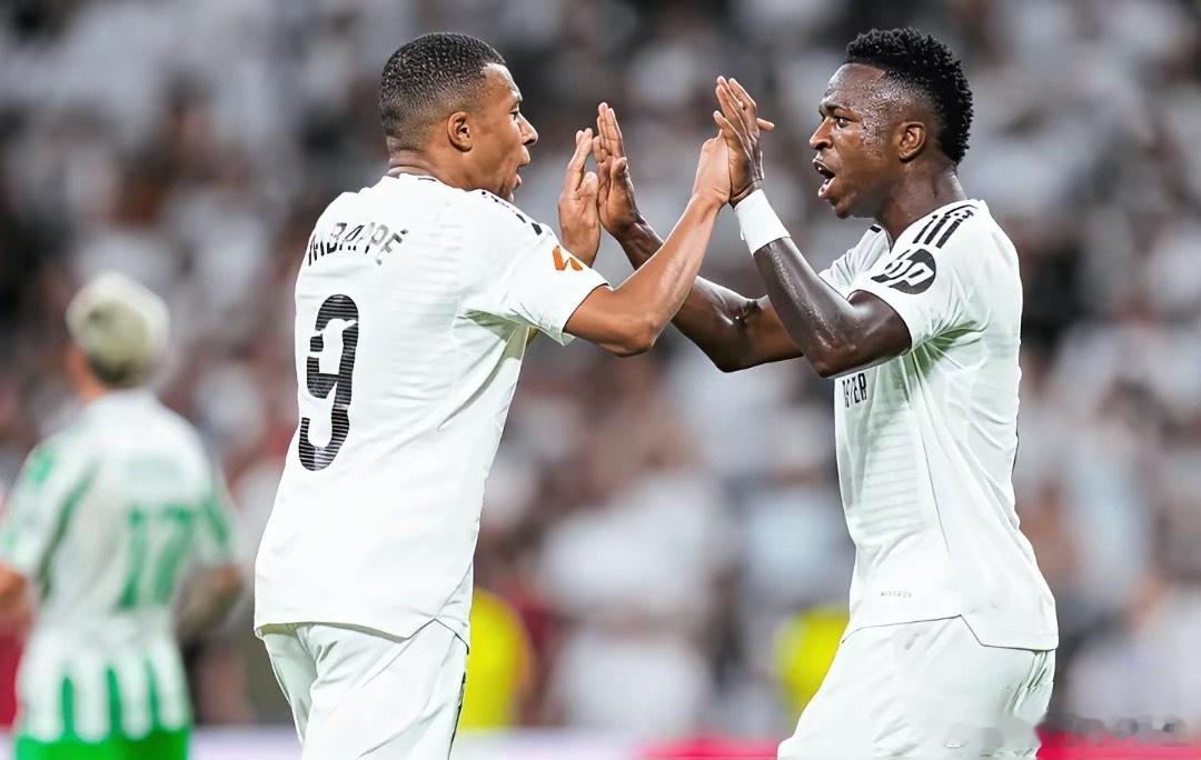 姆巴佩、维尼修斯与贝林厄姆，这三位球员中，究竟谁更适合担当球队的核心角色呢？维尼