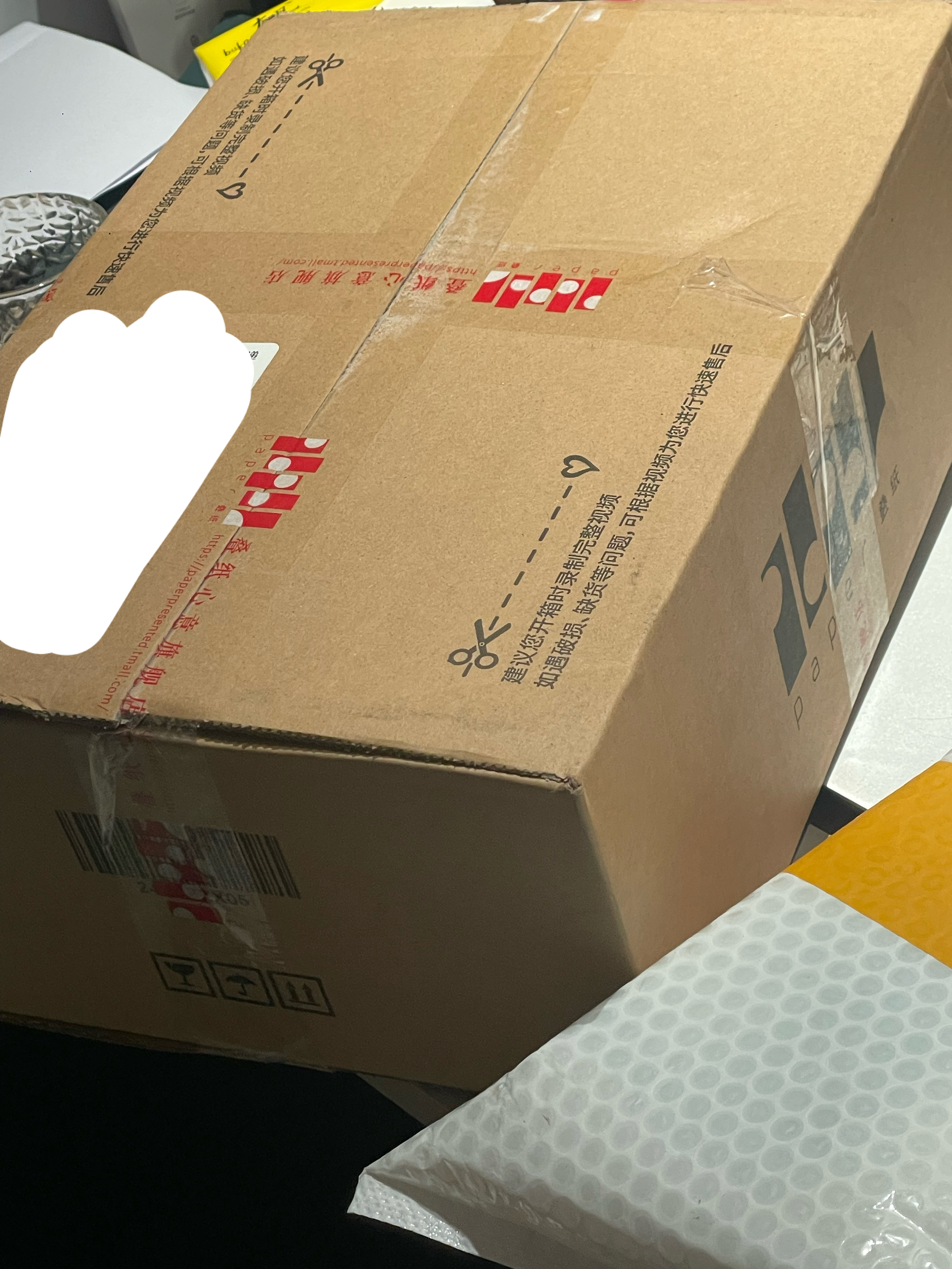 深空的谷子也到了 第一次买谷 等我拆开看看[馋嘴] 