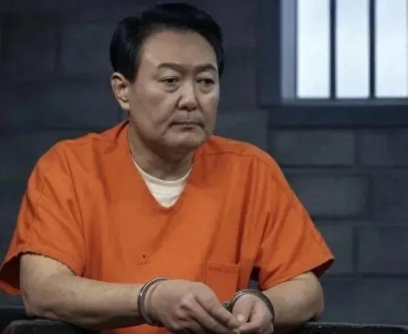 韩国原总统尹锡悦怎么也想不到，这是第两次载跟头了。当特检组进行第2次传话的时候，