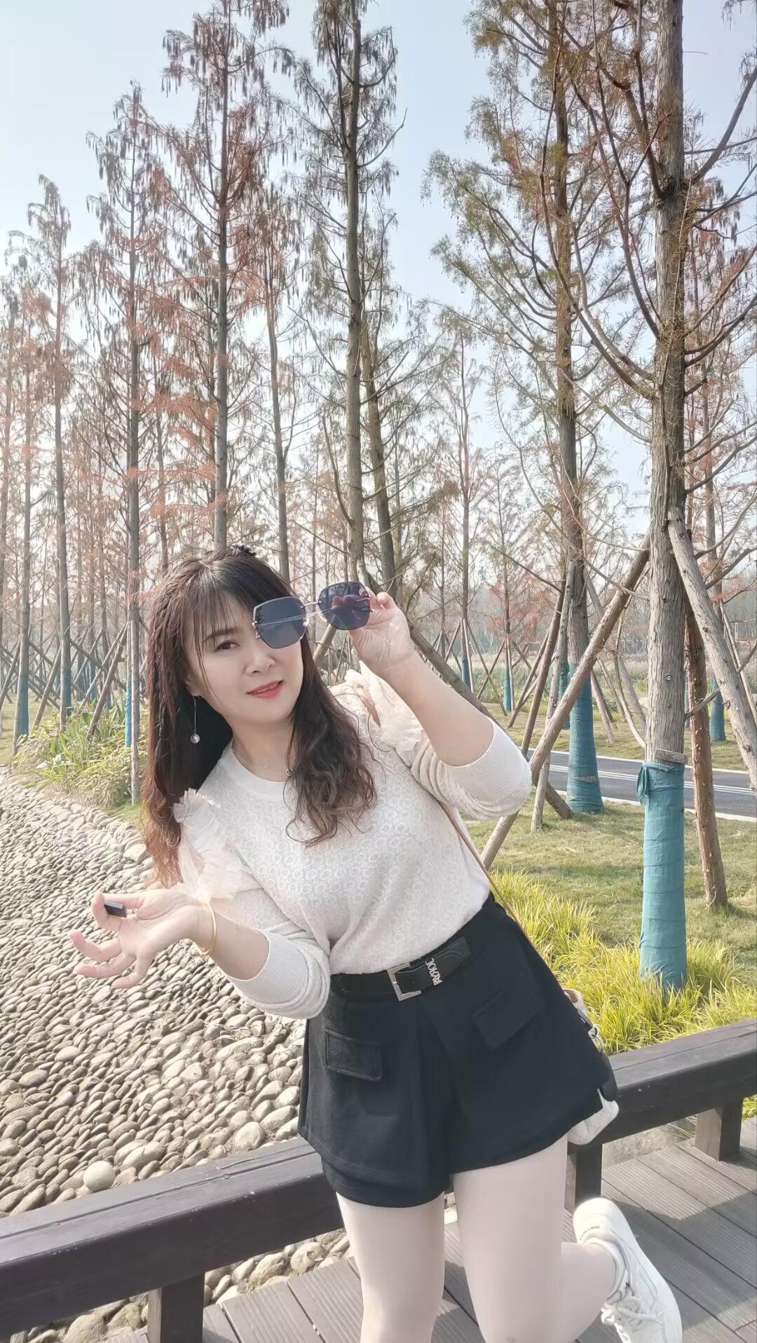 任何关系中，看不到你想要的态度和细节，你就收回你的好，这是知趣！