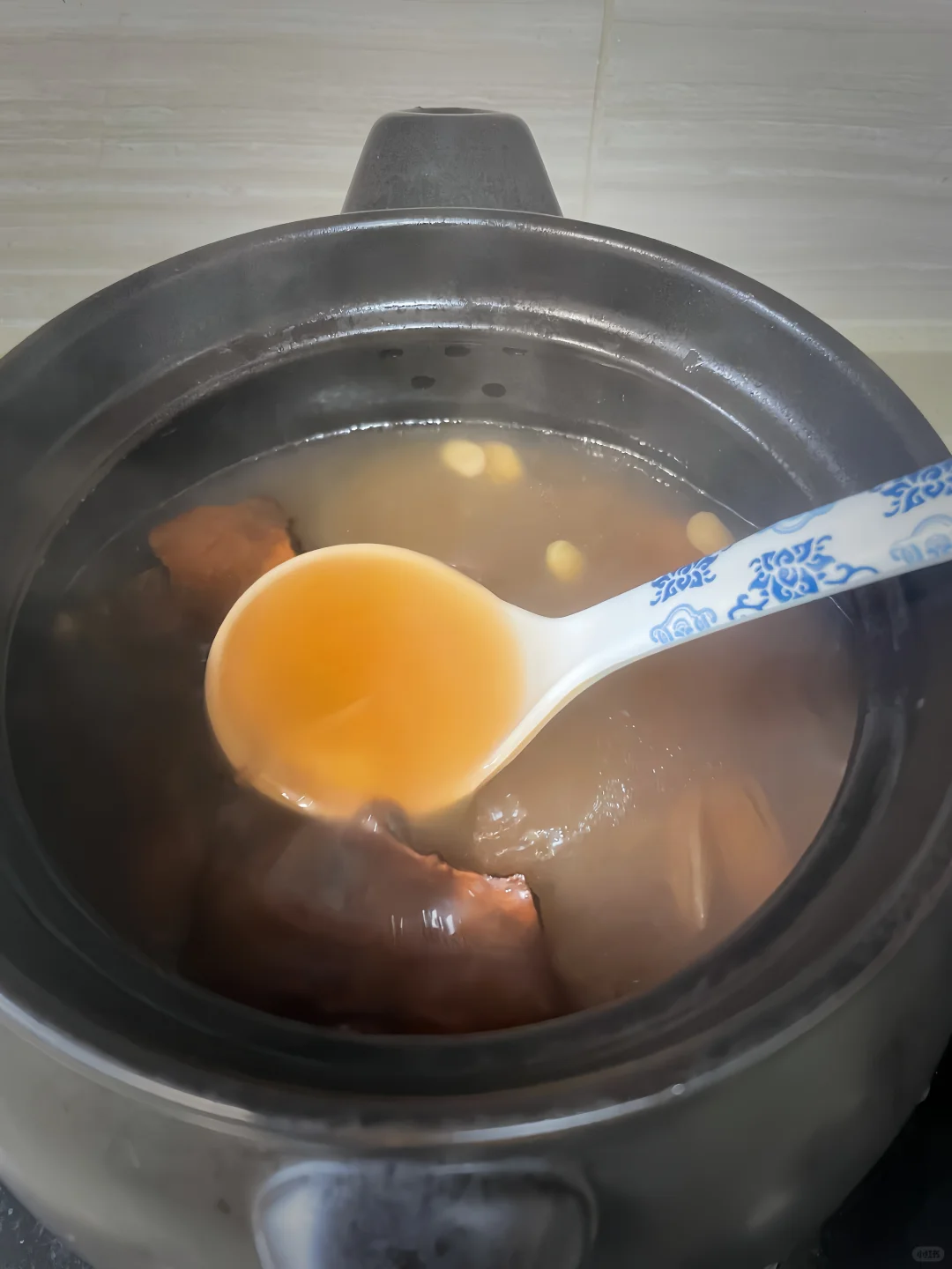 今年又寒又湿，蕞近湿 人也多起来了。