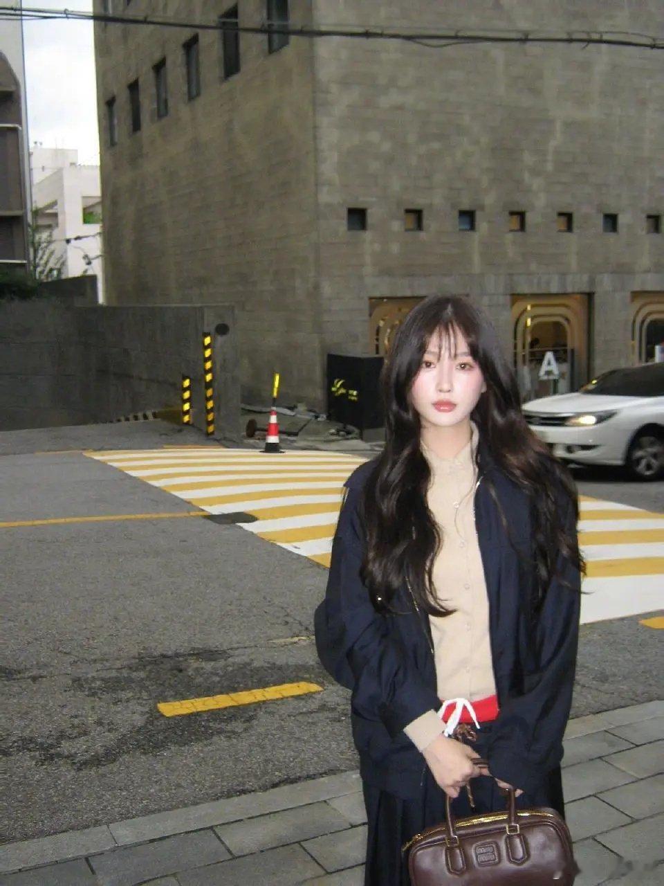 虞书欣不会是下一个miumiu品牌大使吧？全身都是 ​​​