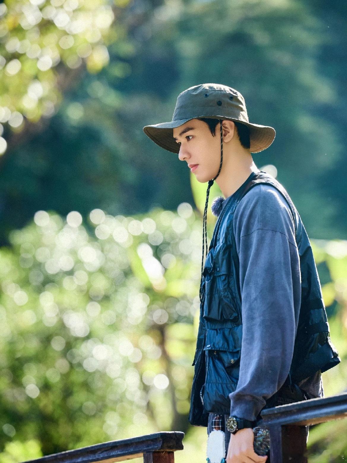 龚俊在《山河令》中的表现确实让人眼前一亮，他把温客行这个复杂角色拿捏得恰到好处，