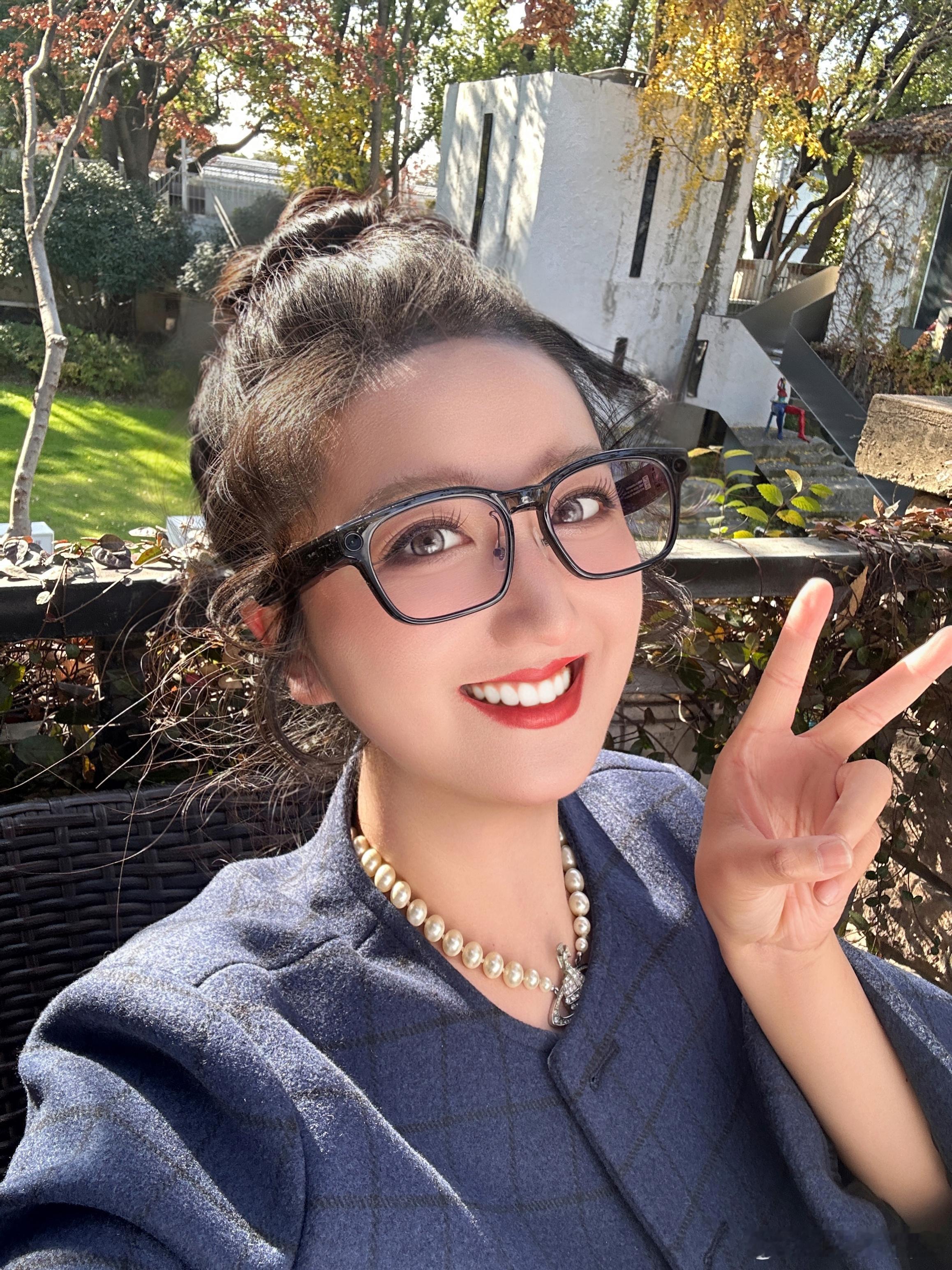 这么好的天适合带着理想AI眼镜出门逛逛理想ai眼镜livis菡菡子的日常