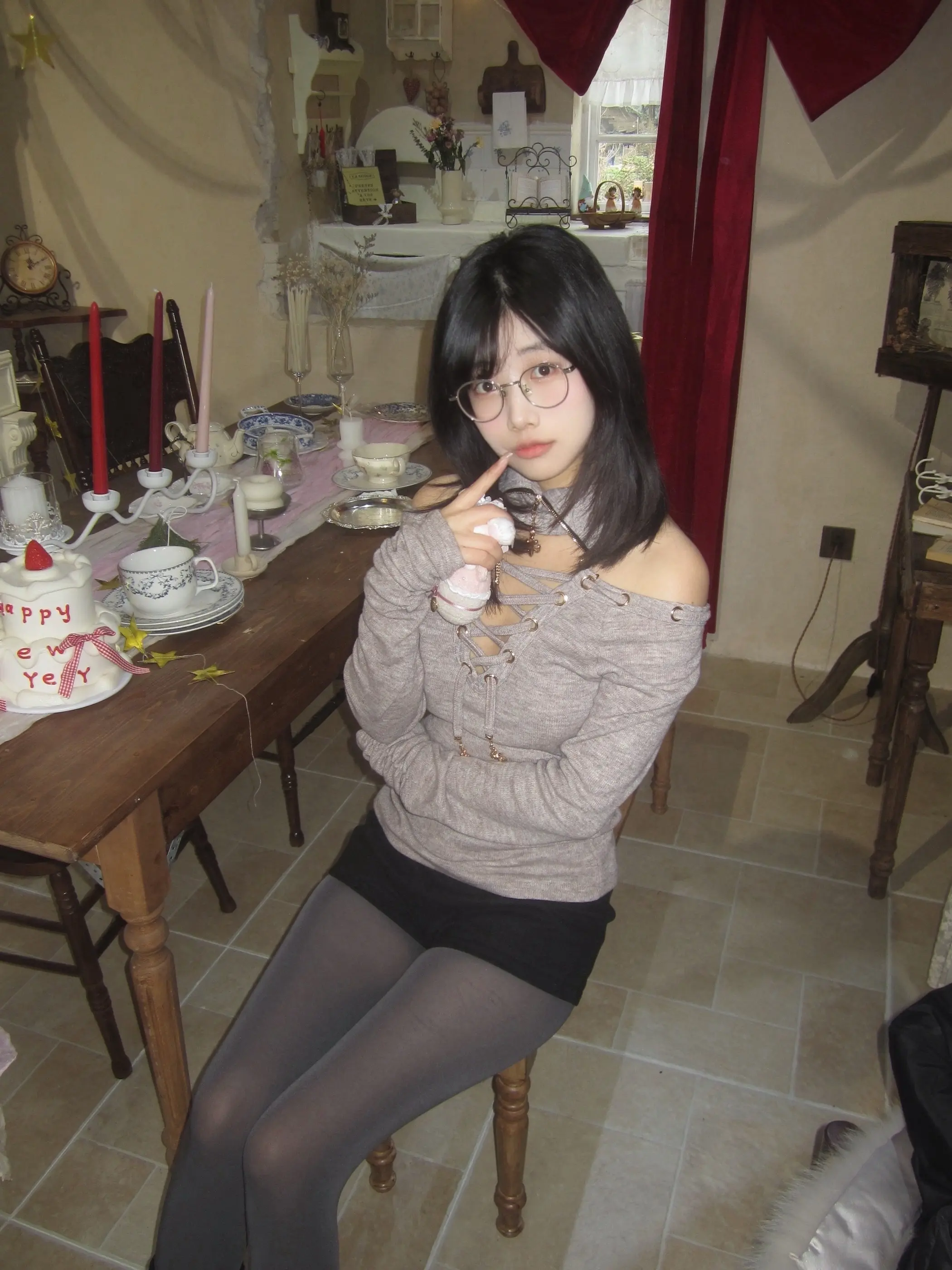 甜妹拍照姿势 请和我约会