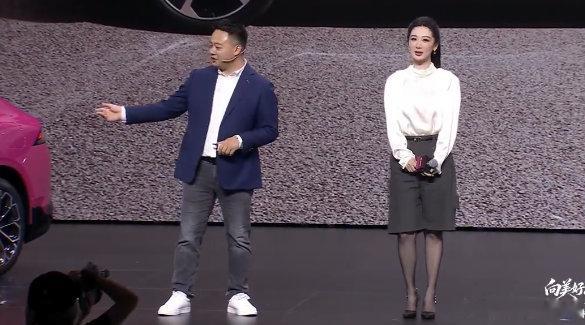 这段时间频繁刷到杨紫新车相关内容，双向配合的走心合作很难不爱！一整月沉浸式参与风