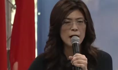 今天，国民党主席郑丽文狠批民进党当局脸皮比城墙还厚！针对近期台湾致癌油品事件，郑