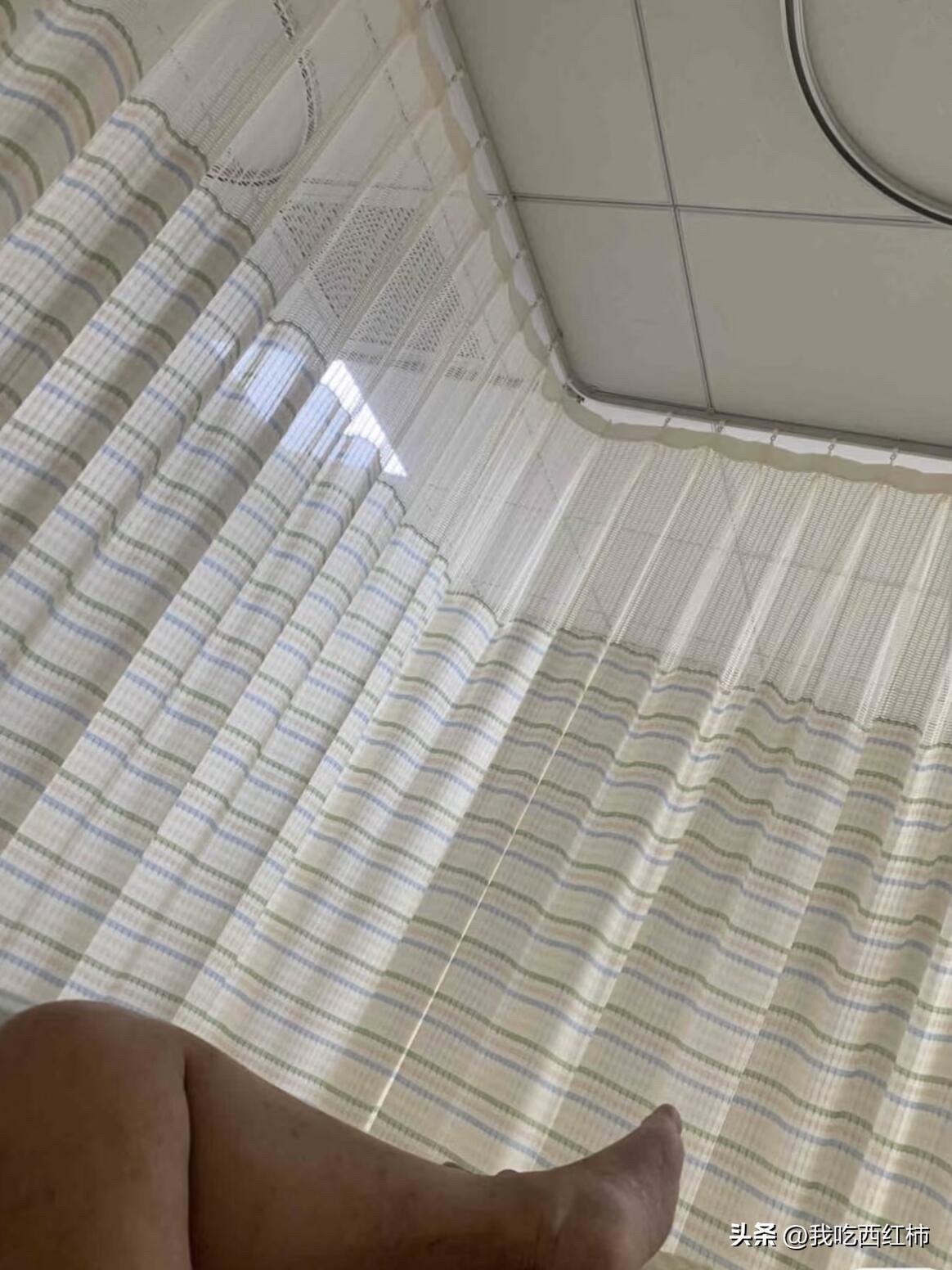 剖腹产真的要脱光啊，尴尬至极😭
1:脱光光（基本女大夫，女护士，一点不尴尬）