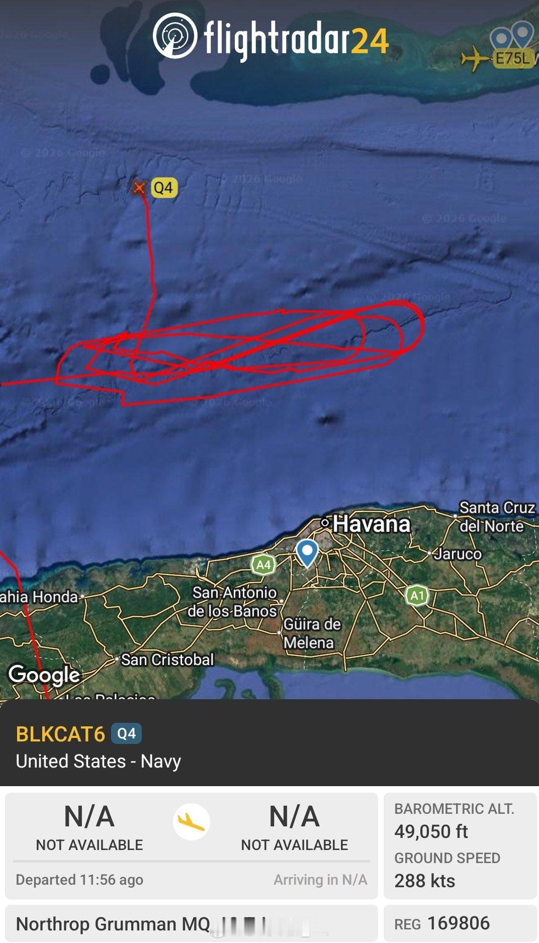 美国海军的MQ-4C无人机在古巴北部海域密集飞行 