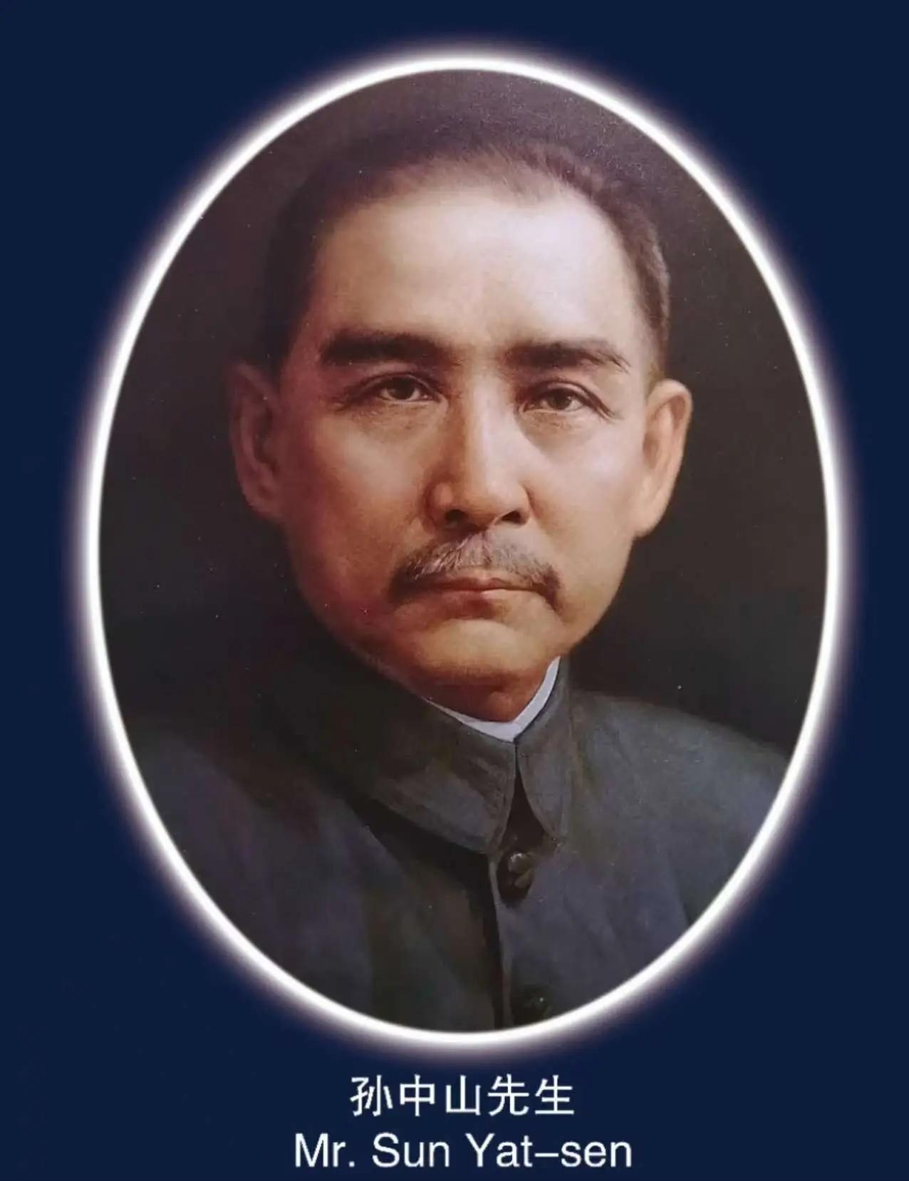 1924年，以俄共（布）1919年党章为蓝本、由中共代表陈独秀、张太雷及共产国际