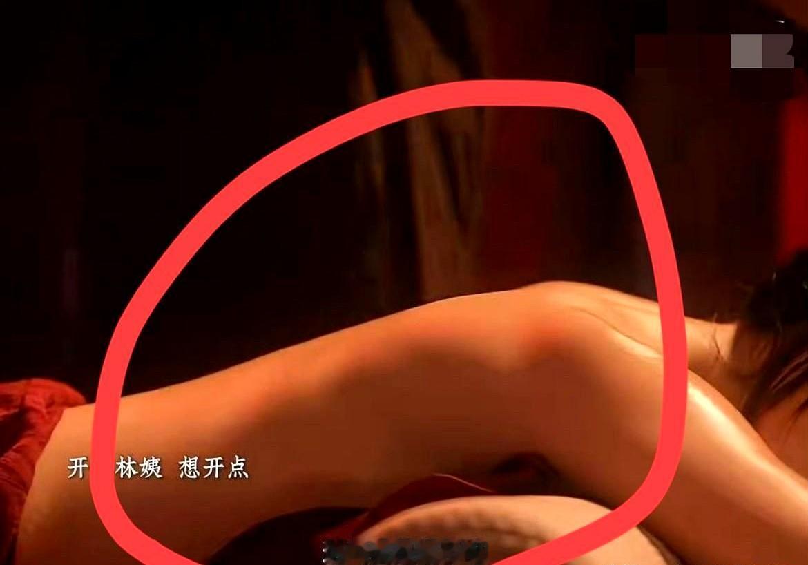 枭起青壤真要夸的人是导演而不是演员。

这导演太懂观众心理，镜头语言拿捏得死死的