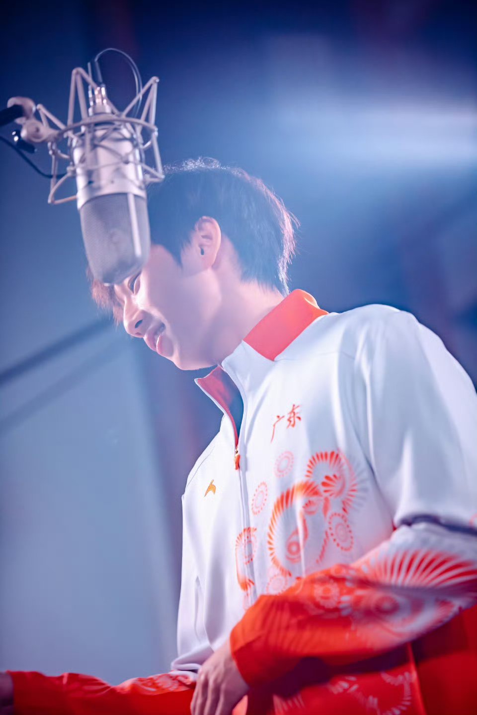 林高远粤语献唱粤BA粤超主题曲乒坛名将跨界开唱！广东仔林高远粤语献声粤BA、粤超