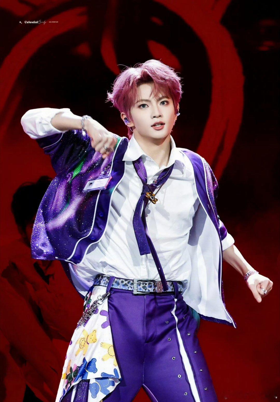 穆祉丞1电影1音乐节3综艺穆祉丞就是这么优秀！要多多接外务啊，完全是全能爱豆来的