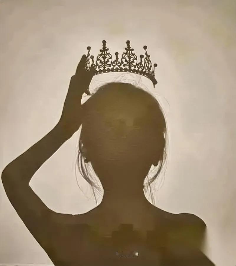 你信吗？

结婚这事儿

最怕的不是晚，是“凑”。

我妈以前总催我“差不多得了