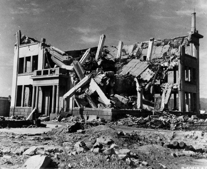 81年前，人类历史上第一枚实战原子弹在广岛轰然爆炸，数十万人瞬间葬身火海，无数幸