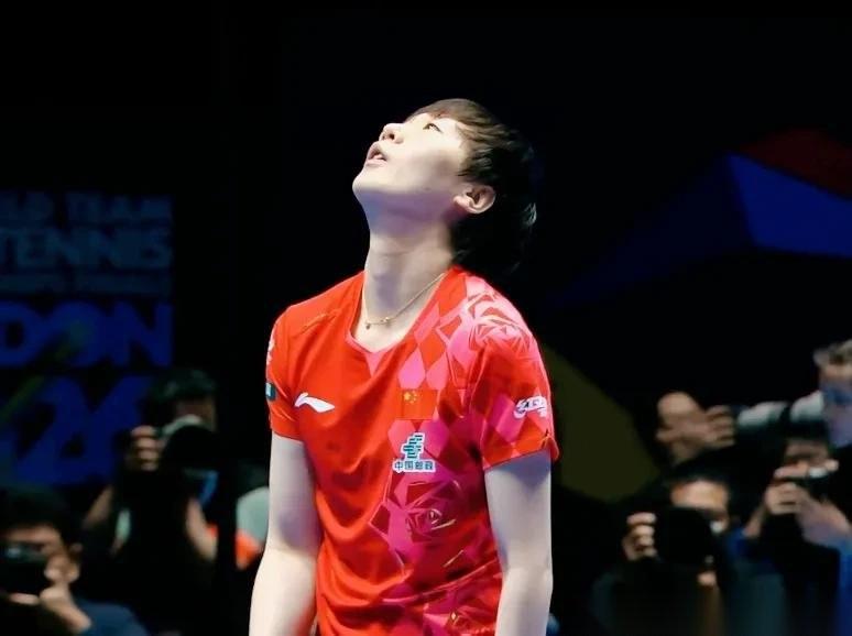 为什么伦敦世乒赛，马琳大胆启用蒯曼打三单非常危险？
因为2010年那场惨烈的莫斯