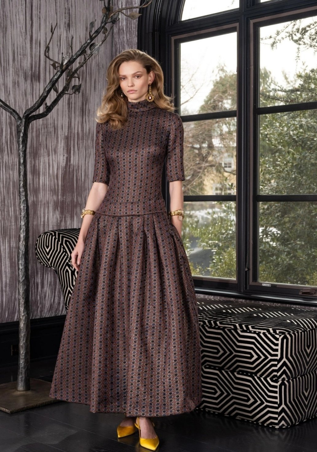 Reem Acra 2025 - 2026秋冬女装系列洋溢着浓郁而独特的时尚感～