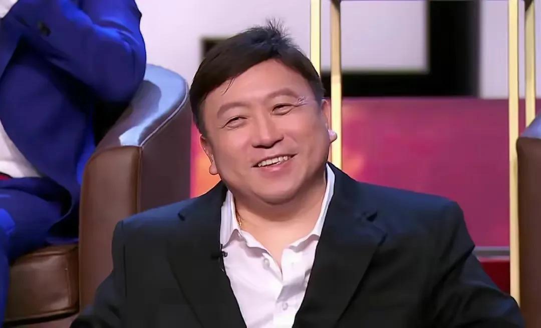王晶又开炮了！

一向话不隔夜的导演王晶这次把贾玲和张艺谋摆在一起“比较”，大力