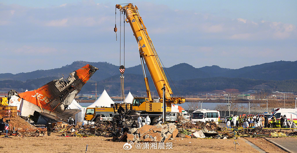 【#韩国空难遇难者遗体整理工作结束#】据央视，当地时间1月4日，韩国济州航空空难