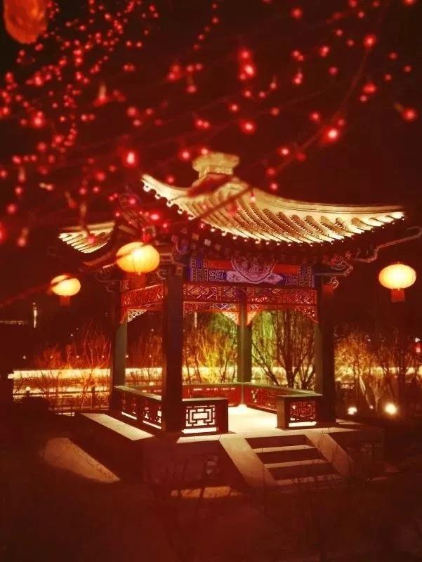 比尔盖茨自曝出轨20多次坐拥财富与声望，却坦然曝出多次出轨，撕开精英圈层光鲜外壳