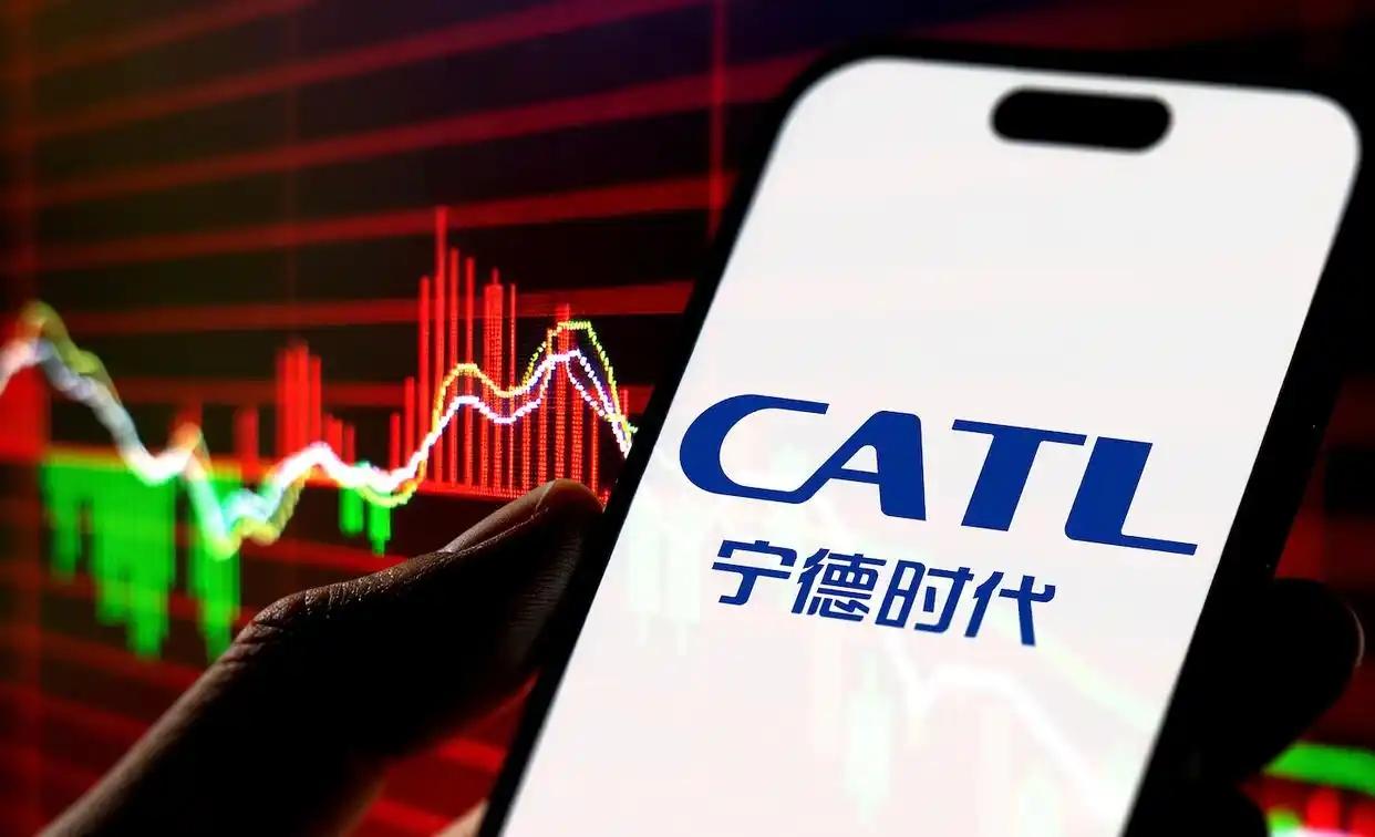 宁德时代第四大股东拟转让5800万股股份，询价初步确定转让价为410.34元/股