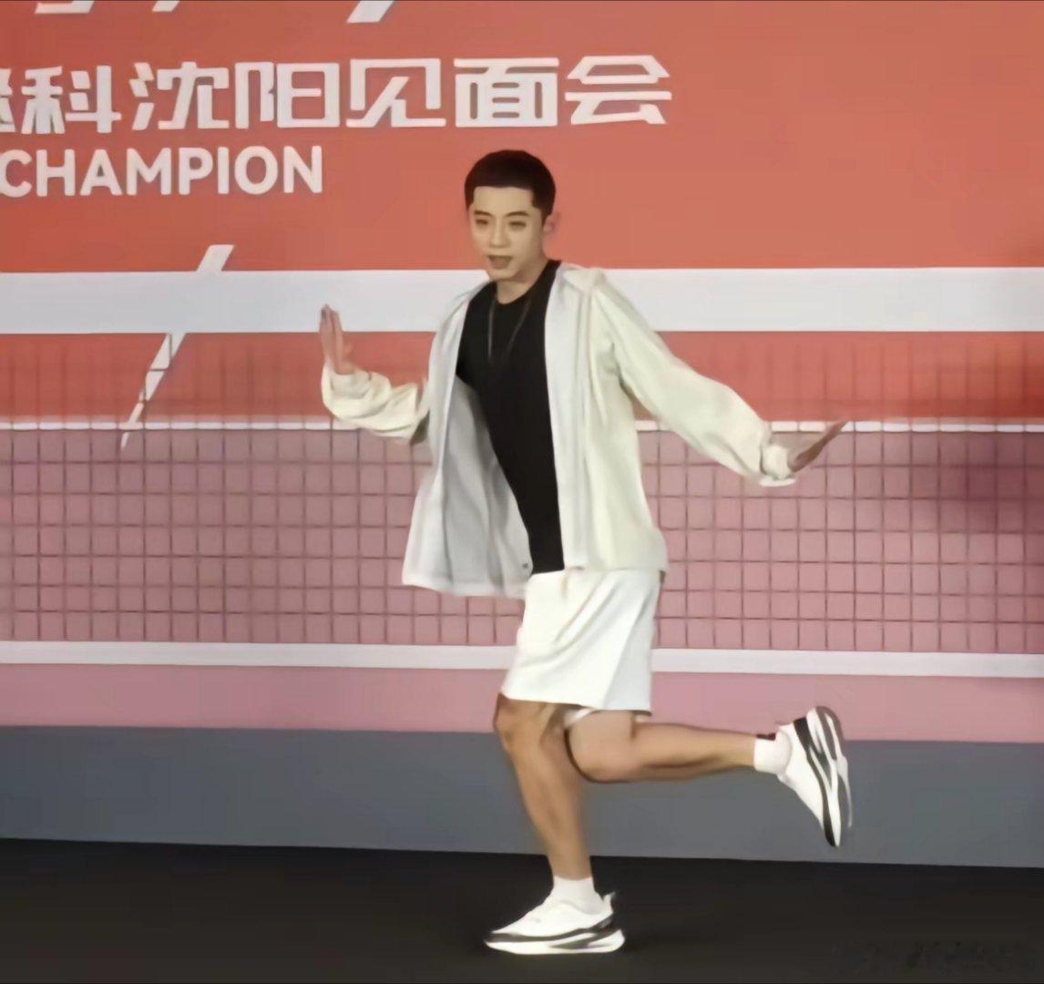 张继科这是什么意思，这就有点不太好了吧，这是在内涵谁呢？ ​​​