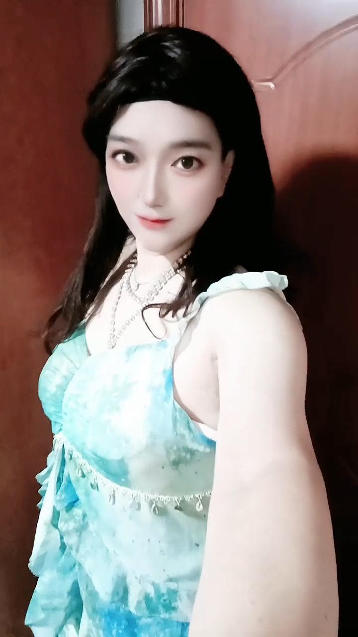 为啥鹅蛋脸的美女最好看？

先上自己的美照！
其实我可能并不算是真正的鹅蛋脸，而