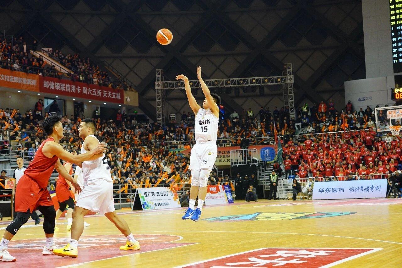 丽水有冠军相？那得配个吴成昊才有可能！
丽水队的后场组合不愧是浙BA第一的配置，