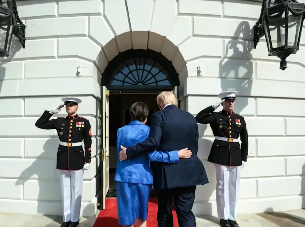 高市早苗访美“社死”现场，卑躬屈膝换不来尊重！

钱没少花，脸也没少丢，高市早苗