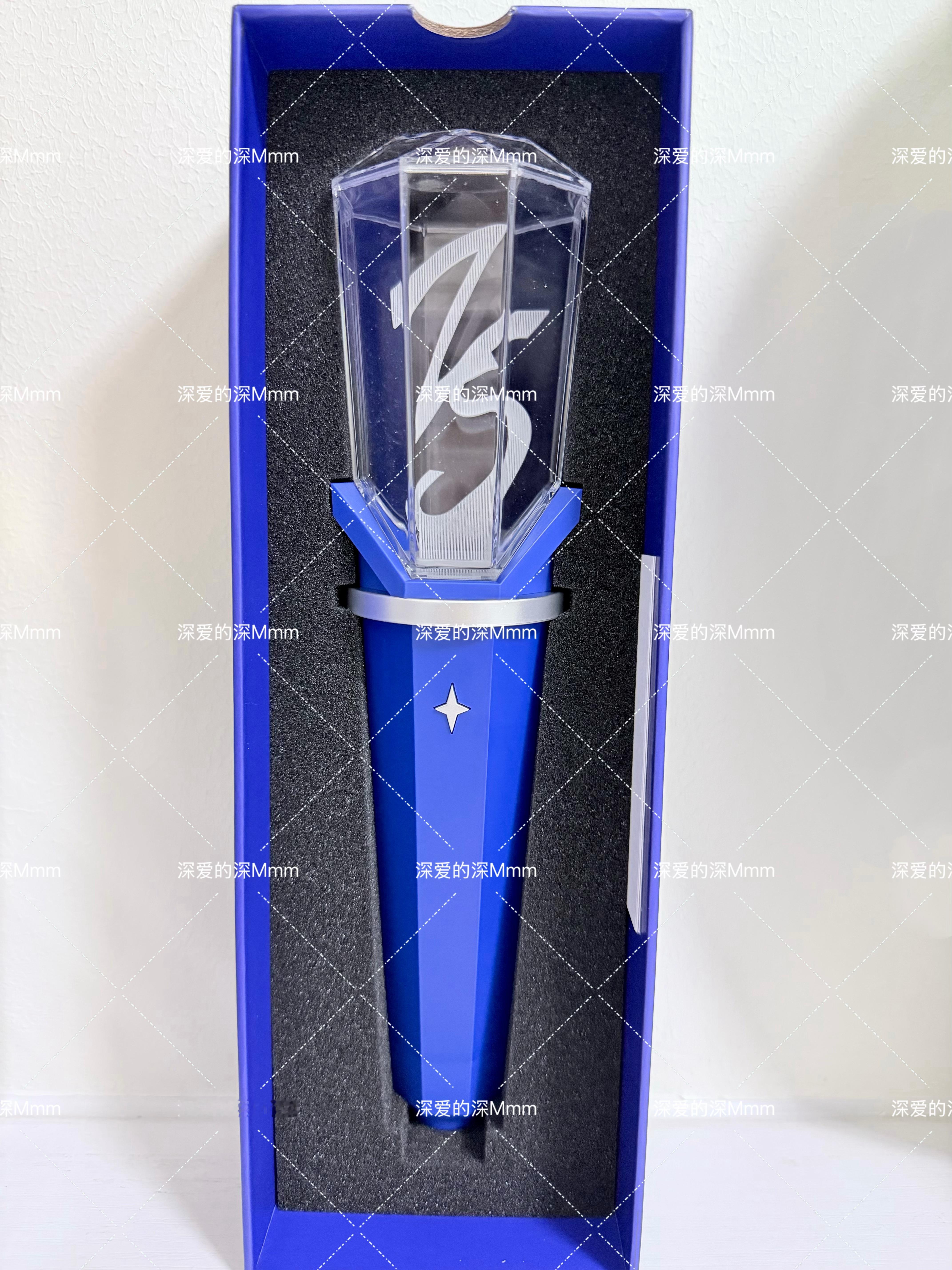 我的蓝管终于到家了！！！一开始不会开，家人看见了帮我弄，然后，，，问我：这个多少