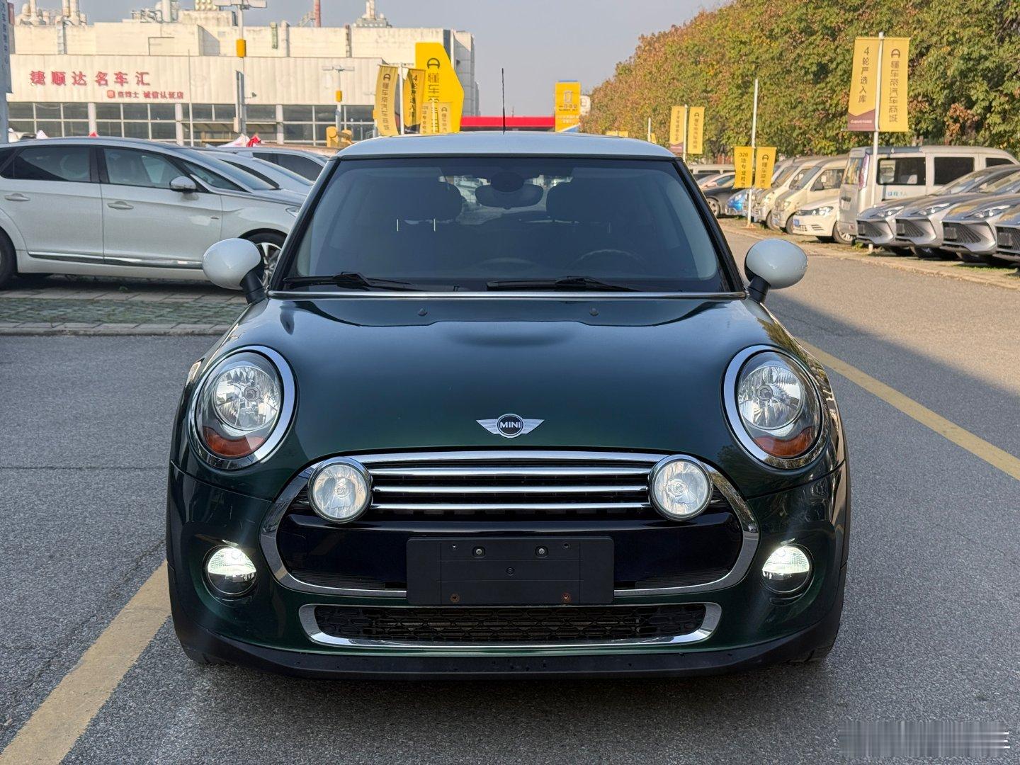 上架上架16年MINI 1.5T COOPER Fun 一眼沦陷的复古造型，颜值