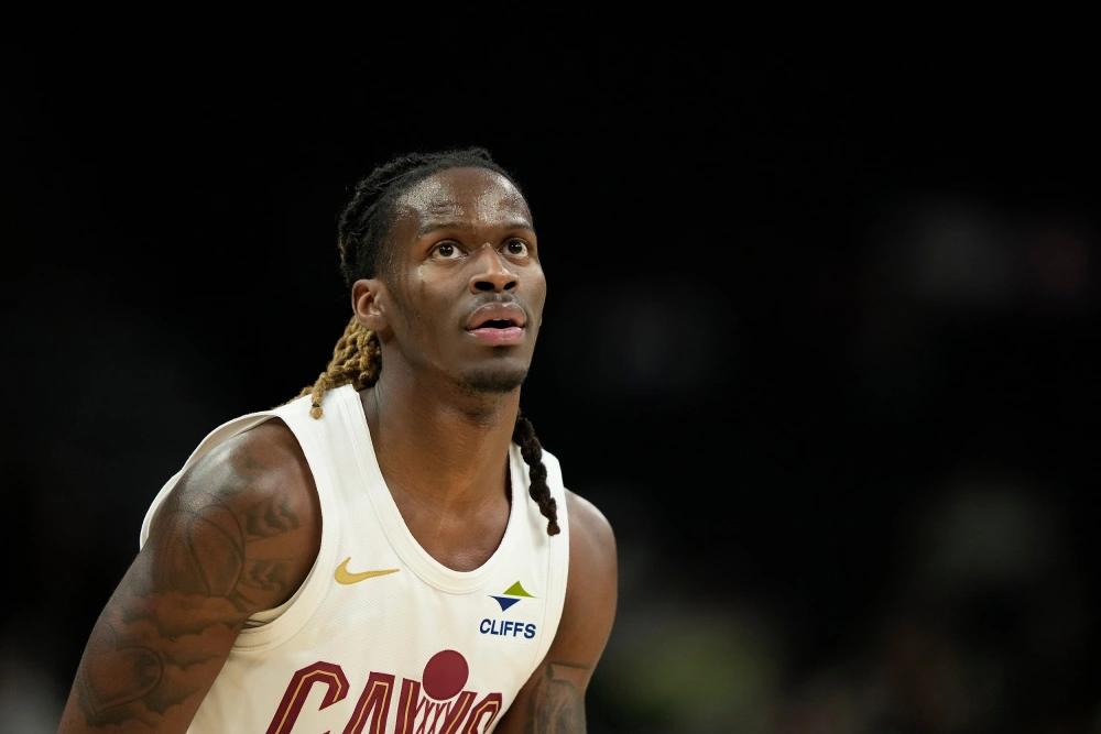 埃利斯就是有投篮的邓恩

骑士战胜76人，埃利斯替补24分钟砍下19分2篮板1抢