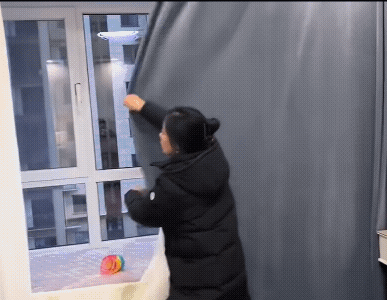 女子爱国爱家爱老公，积极为国家为社会为家庭作贡献，准备造人，可惜丈夫不配合。