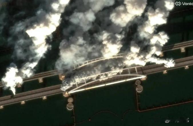 乌克兰为什么不敢炸了克里米亚大桥？说白了，乌克兰又不傻，要是炸断克里米亚大桥，俄