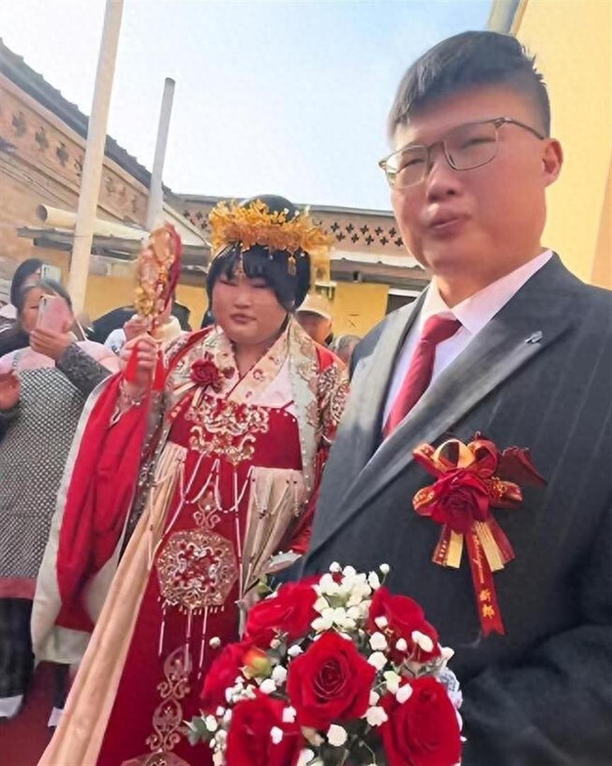 朱之文女儿结婚仅3个月，难堪的一幕发生，恐步入哥哥朱小伟后尘 