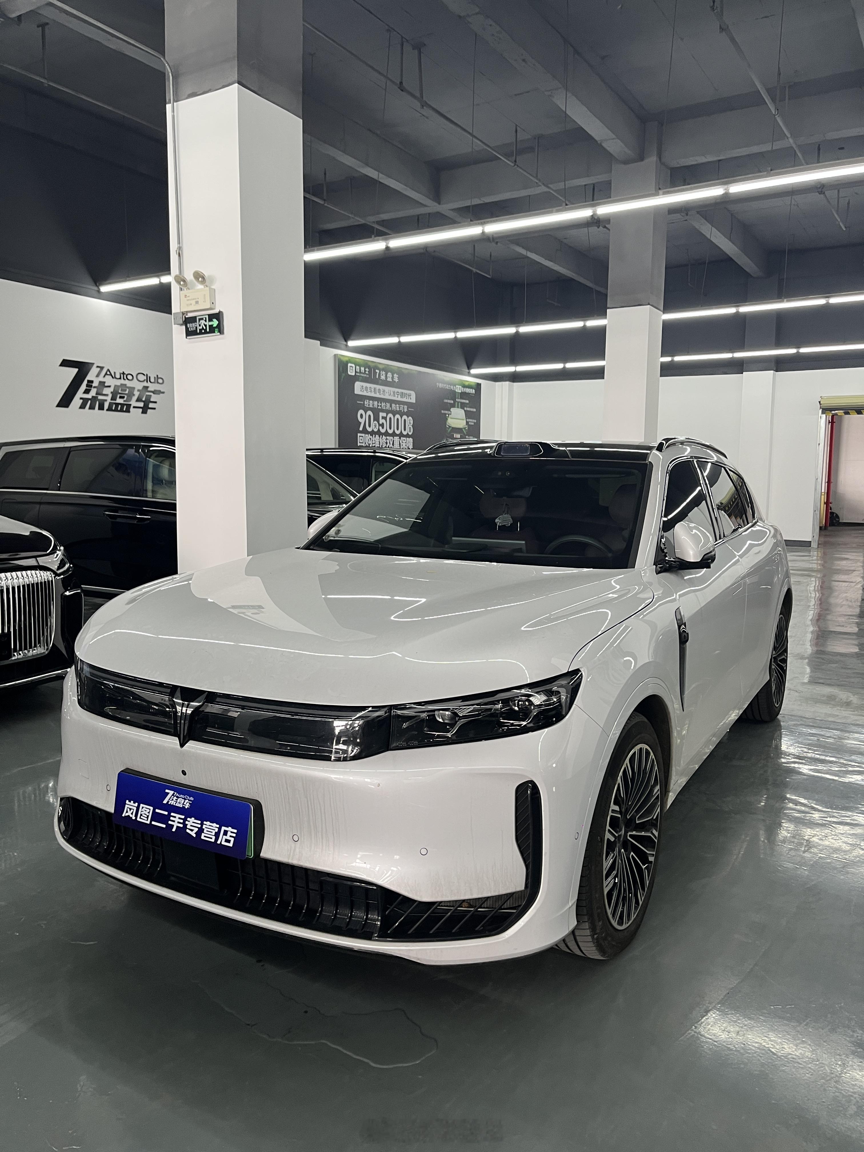 终于买到一台智驾买断岚图FREE+完美的白外紫内配色，喜欢的朋友别错过！25款岚