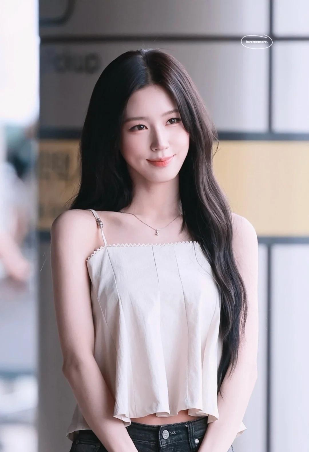公主面
太漂亮了
cr.lovememore.
kpop 女娃 曹薇娟 女爱豆 