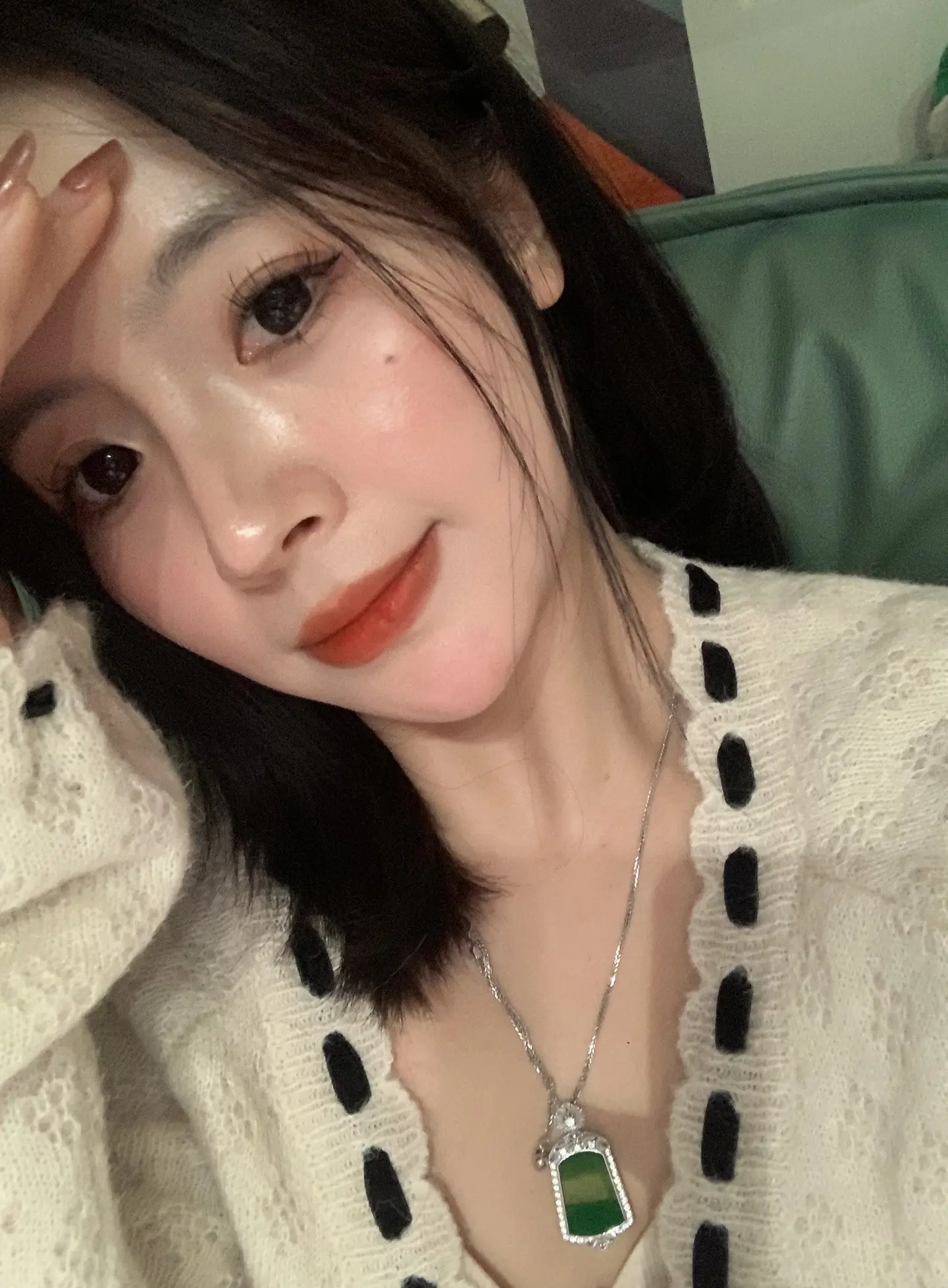 在万丈红尘中 找个人爱我