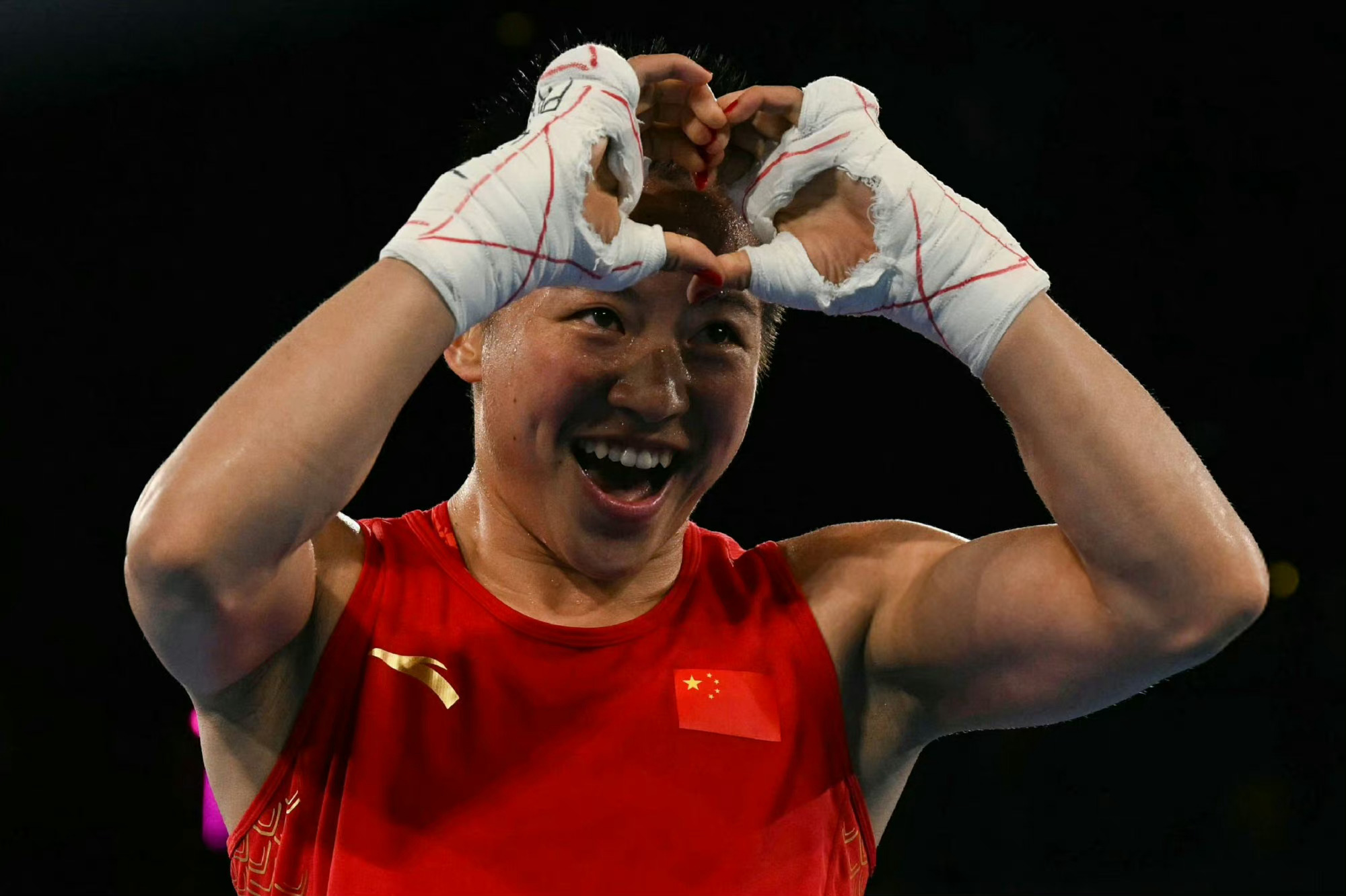 第33金🥇拳击女子50公斤级🥊:吴愉一觉醒来，再添一金，恭喜吴愉，这也是中国