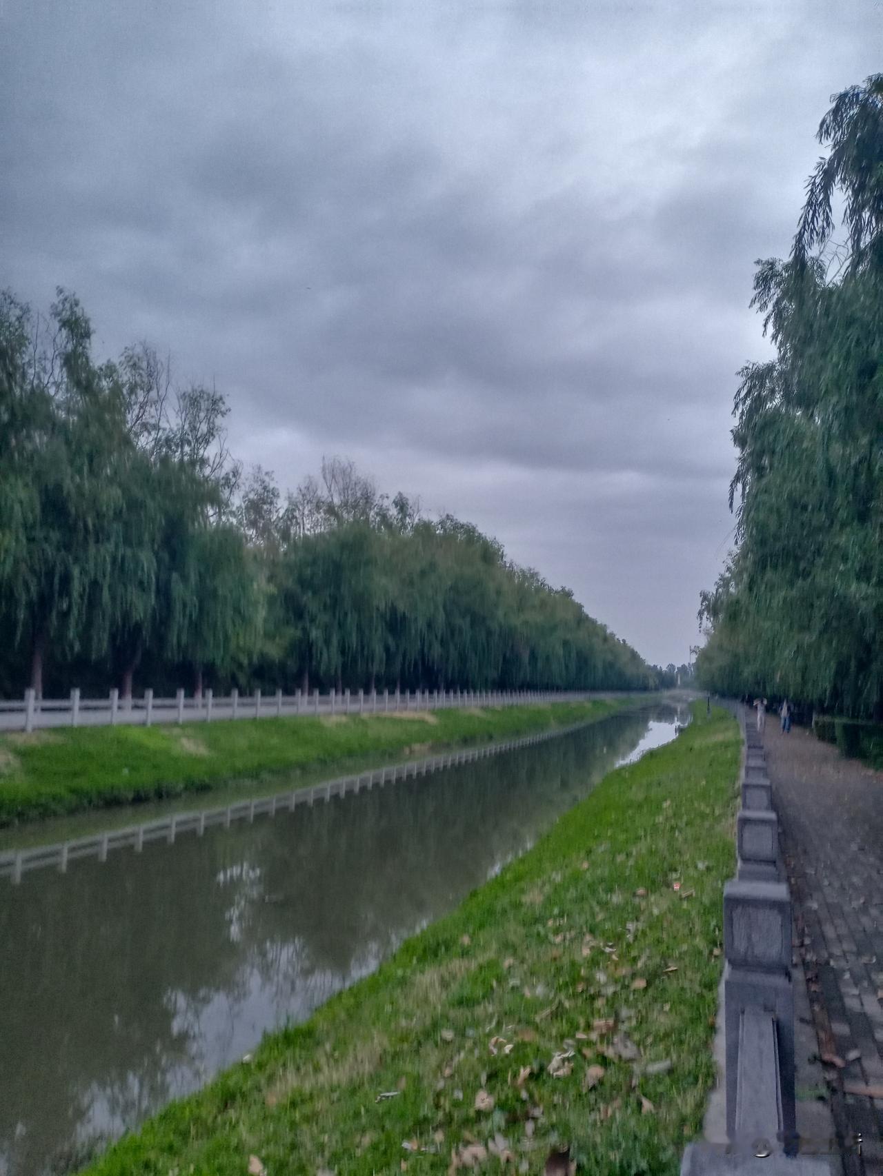 故跬步而不休，跛鳖千里；累土而不辍，丘山崇成。
一一《荀子·修身》