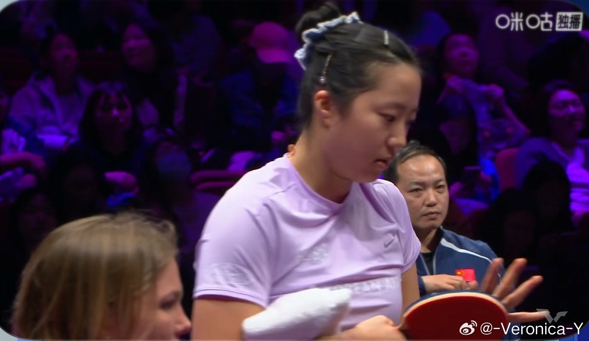 王艺迪3-1申裕斌稳住 别着急呀 