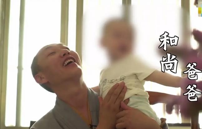 江苏南通，一和尚开豪车，带16岁孕妇，去医院做产检。医生问：孩子父亲是谁？孕妇羞