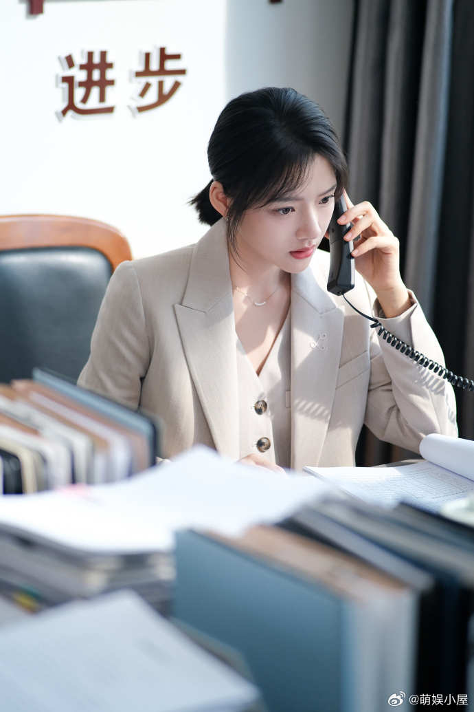 任敏携律师团庭外答疑任敏开了个睿法眼一边追剧共情剧情，一边学法提升认知，这种贴心