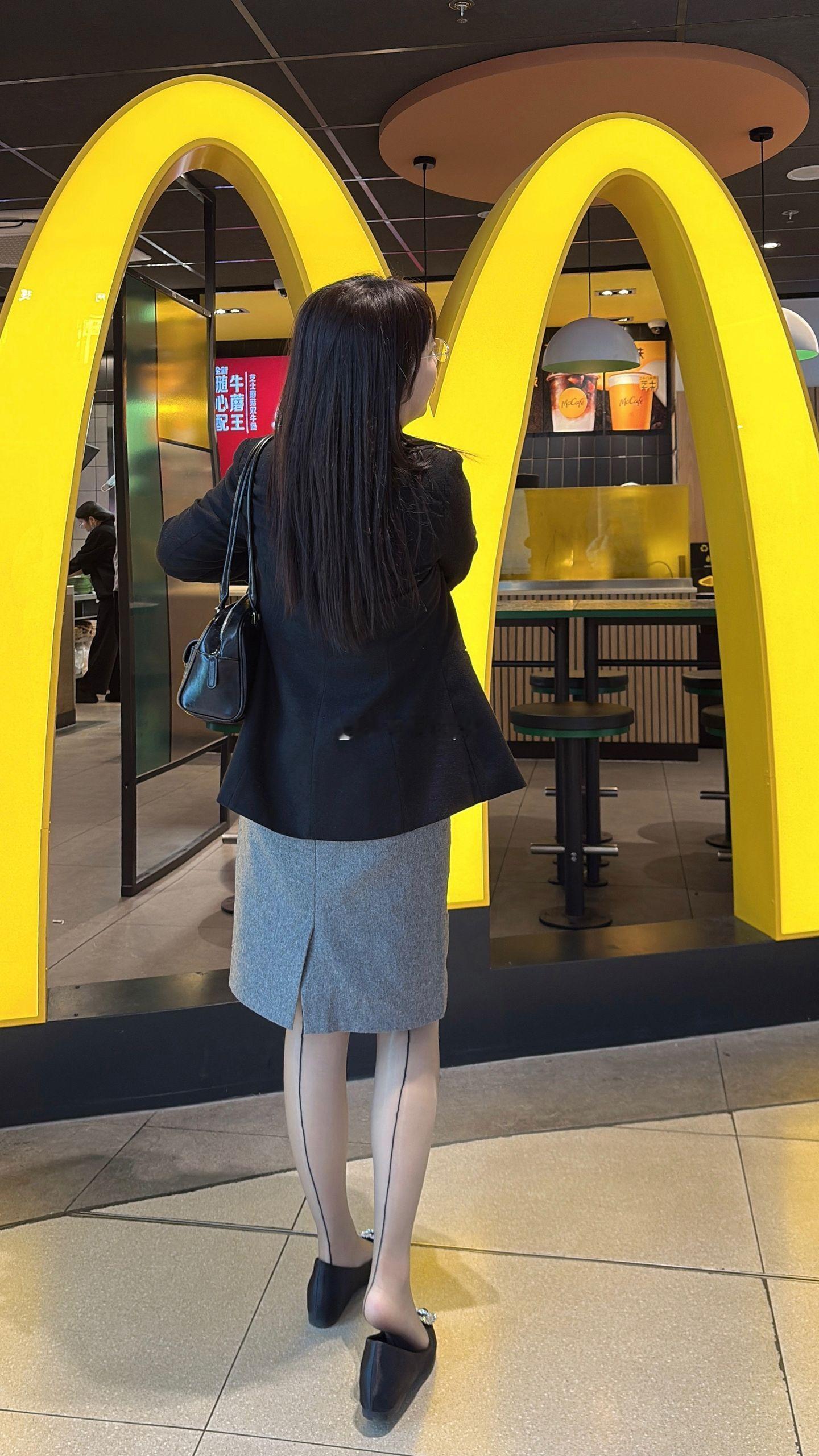 走到哪都要留下我的气息 