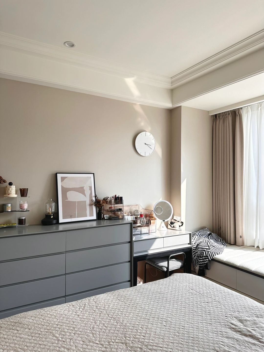 1.4W月供💰当阳光眷顾10㎡小房间的这一刻