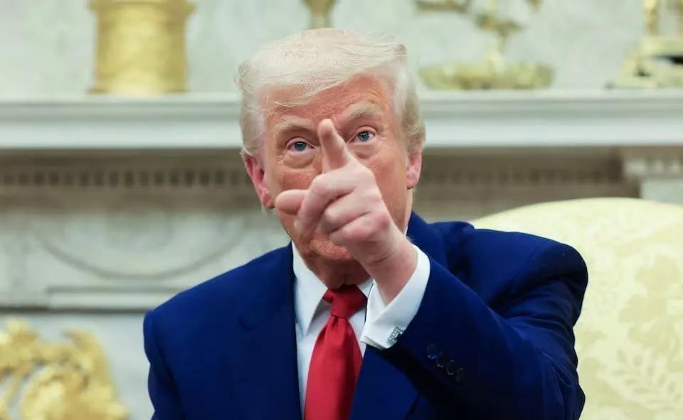 特朗普转头对欧洲盟友丹麦稍稍动了点刀，就起到了四两拨千斤的作用。众所周知特朗普在