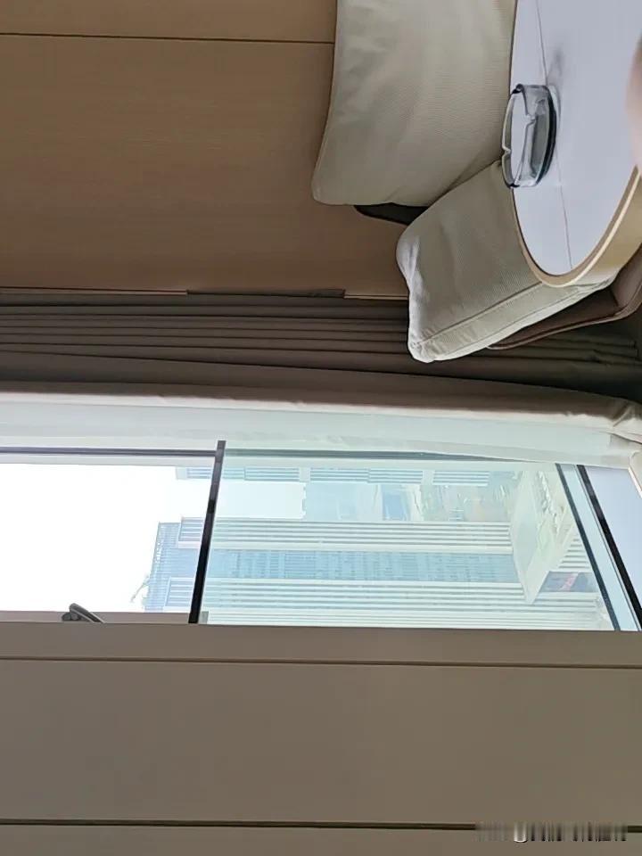 熟人社会中的公正守护者


今天，我想分享一个关于“熟人社会”与司法公正的故事。