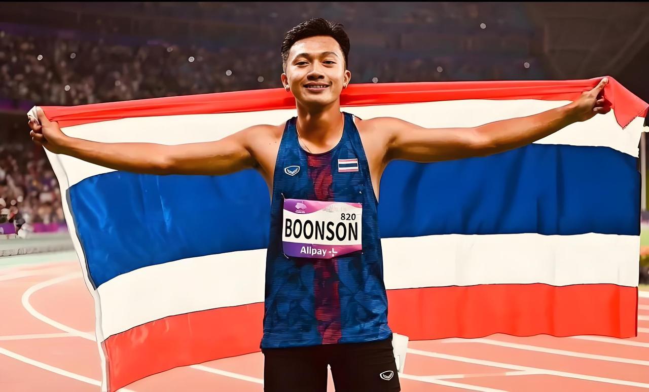 9秒94！泰国汶颂再次震撼亚洲！
北京时间2025年12月11日，泰国曼谷东南亚